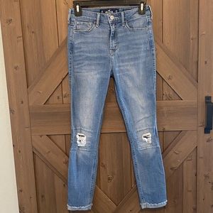 EUC Hollister skinnys